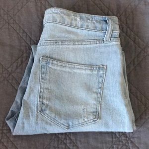 Light wash mom jeans